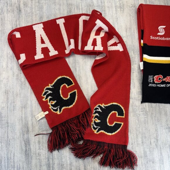 2 CALGARY FLAMES Scarfs One Reversable- Old Time Hockey NHL Forever Collectables - Picture 2 of 6